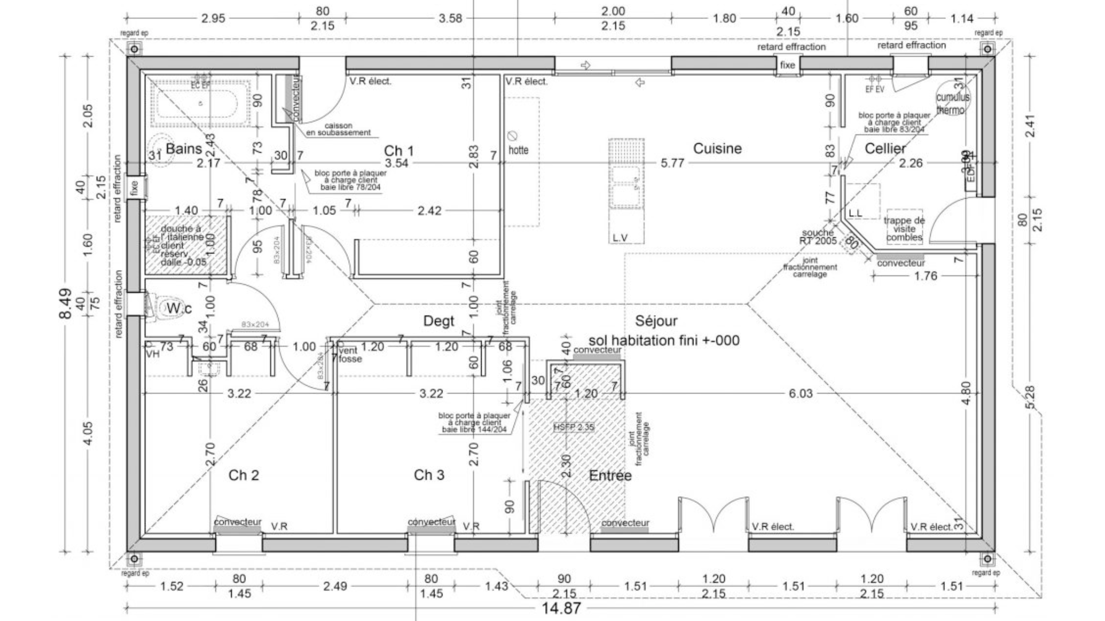 Plan architectural 2D conforme mais sans analyse des usages réels